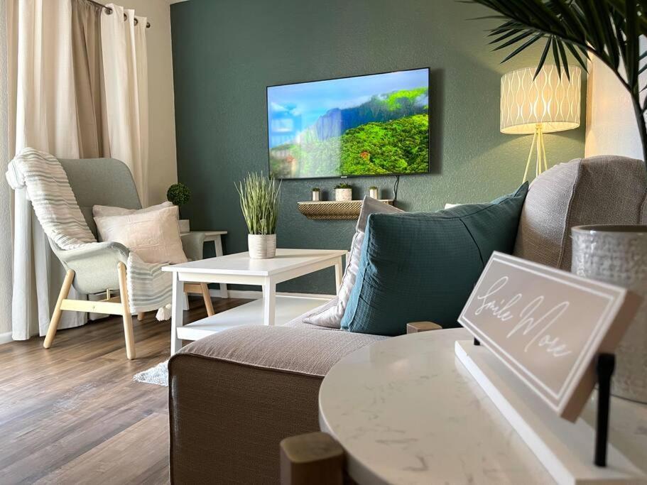 איגל פאס Contemporary 2-Bedroom Rental Unit מראה חיצוני תמונה